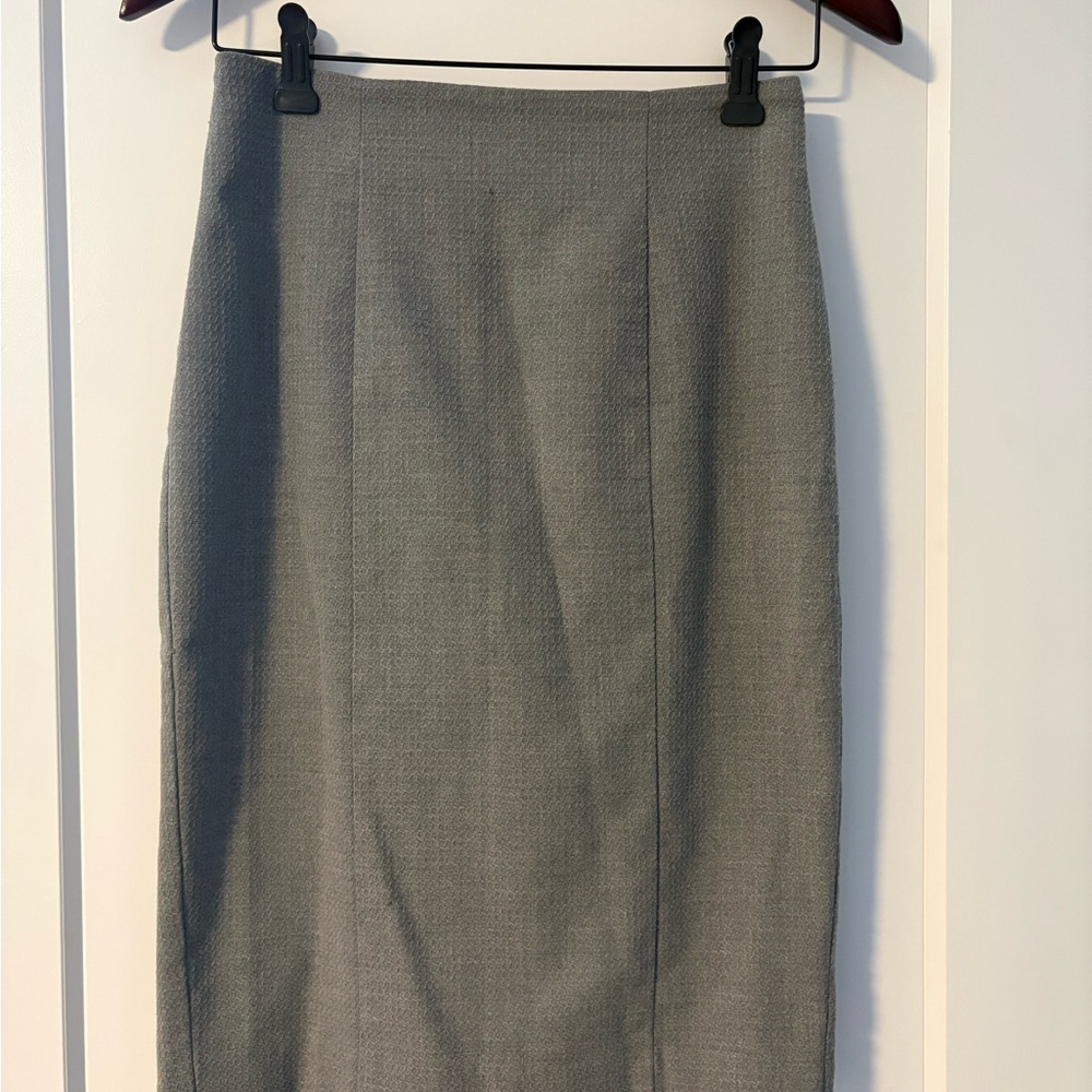 Le Chateau Classic Gray Pencil Skirt